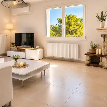 De Bianca - Spacious - Quiet Villa
